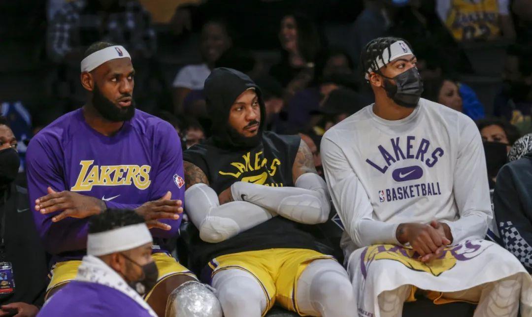 可馨育娃|单场29分+7记三分！湖人笑了，底薪也能签到巨头！