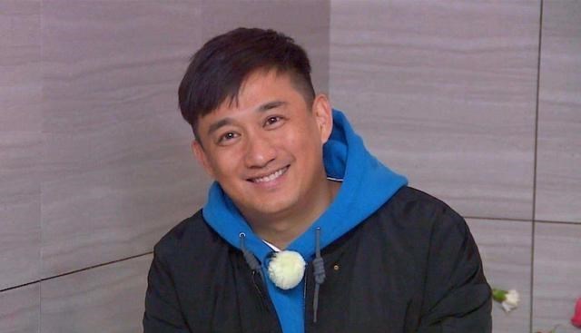黄磊|人到中年就“发腮”?这些男星颜值骤降的背后,是骨相在作祟