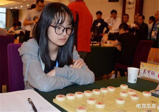 象棋|KS象甲全力开战！曹岩磊对战郑一泓，曹大师超时惜败郑大师