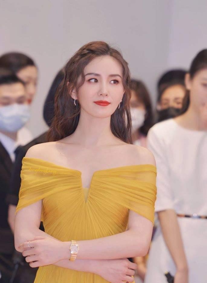 TVB|最全：TVB花旦和内地花旦大比拼，网友：输了演技但赢了气场