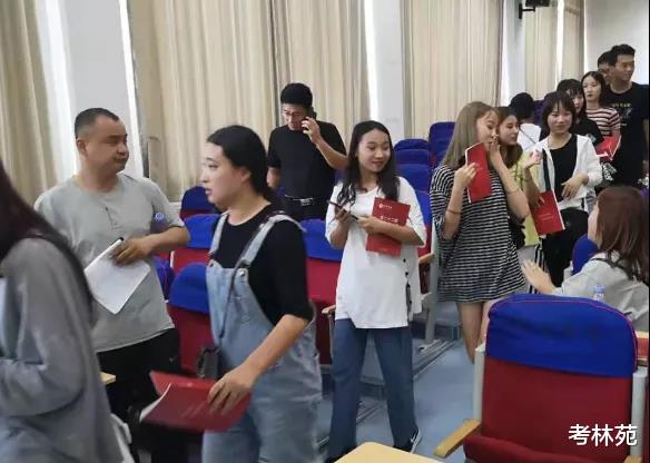 教育部|教育部刚回应没有“第一学历”概念,加强版的“出身四连问”来了