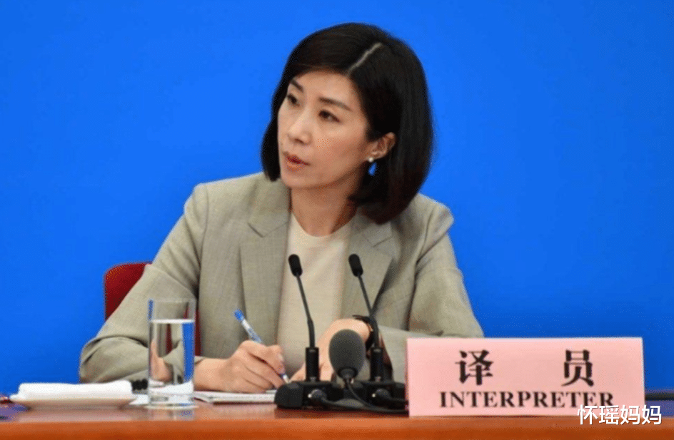 张璐|外交部女神张璐升职,因颜值吸引被实力折服,是年轻人该追的星