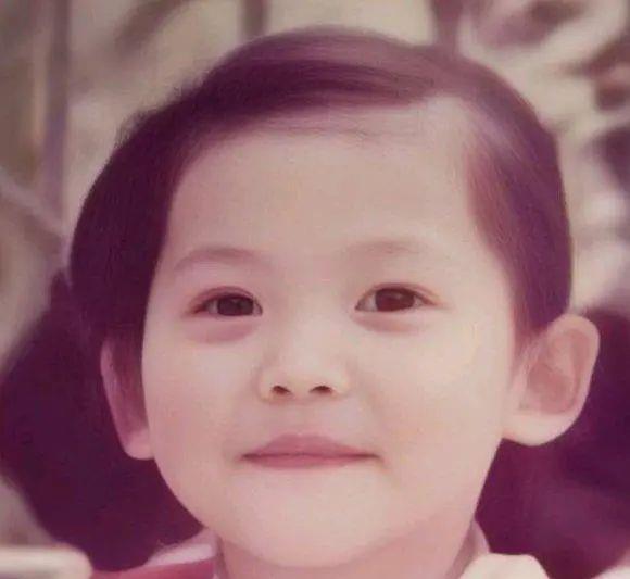 杨子姗|《致青春》女主疑似怀孕！正当红嫁台湾演员，曾因洁癖被吐槽作精