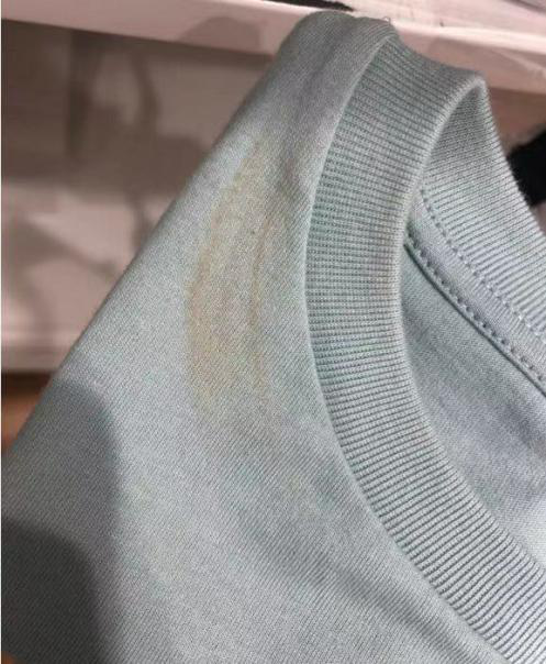 女孩|优衣库再曝试衣间事件:到底是谁绑架了3000万中国女孩?