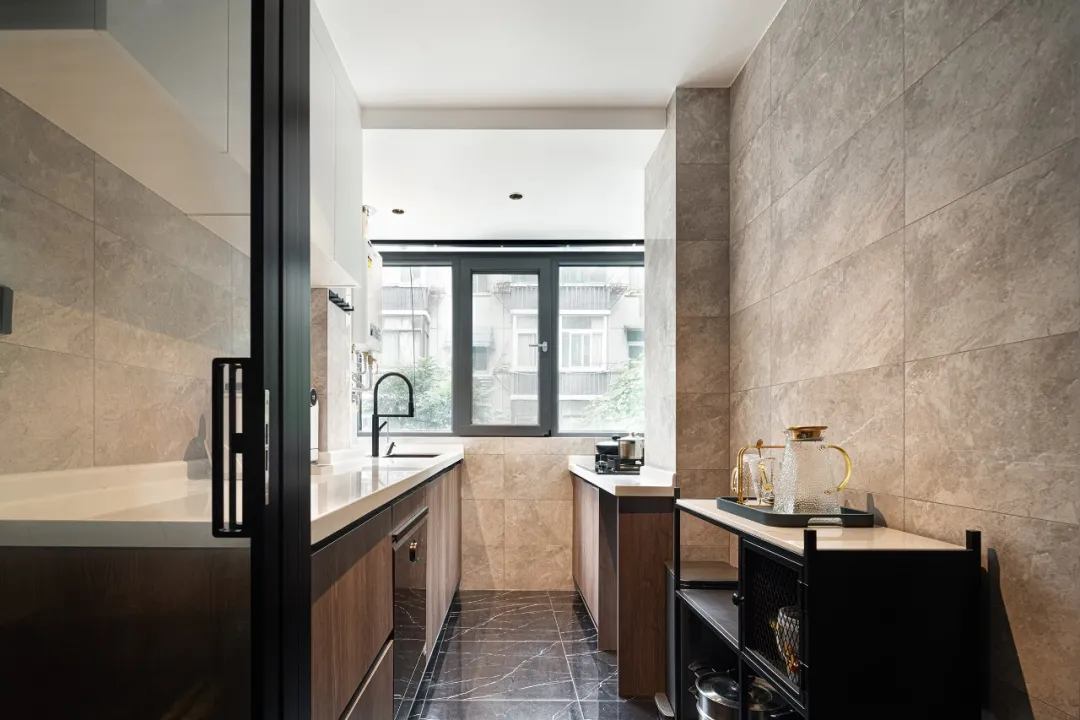 86㎡老破旧逆袭式改造，平凡生活也可以有诗意