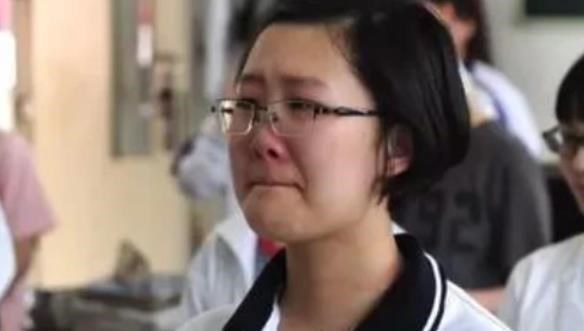 依科育儿吧|男孩考673分无缘清华,却被父亲逼迫复读,成绩出来后全家都懵了