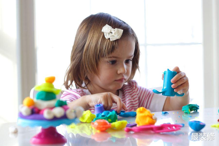 甲醛挥发长达十几年!孩子常常接触的3种“物品”,很多人家都有!