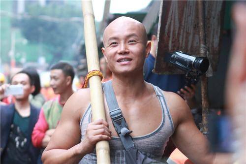 乐嘉|乐嘉被封杀的真正原因，并非说金星太监、强吻谢娜