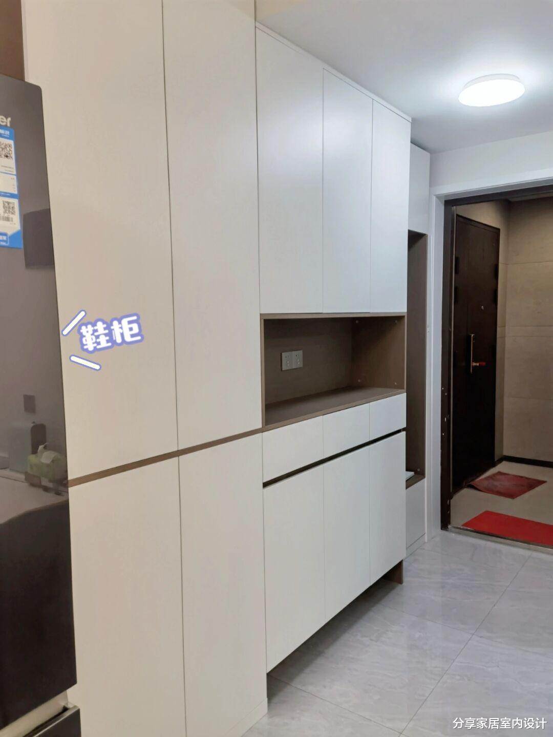 她家这才是真正属于极简风装修，省钱又耐看，太合适年轻人了！