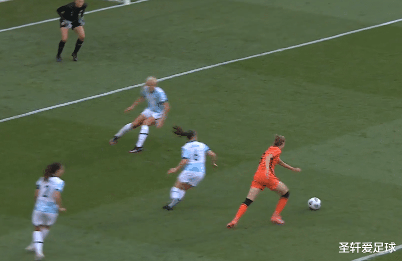 中国女足|7-0！世界亚军大爆发，6分钟连入3球，中国女足小组出线形势不利