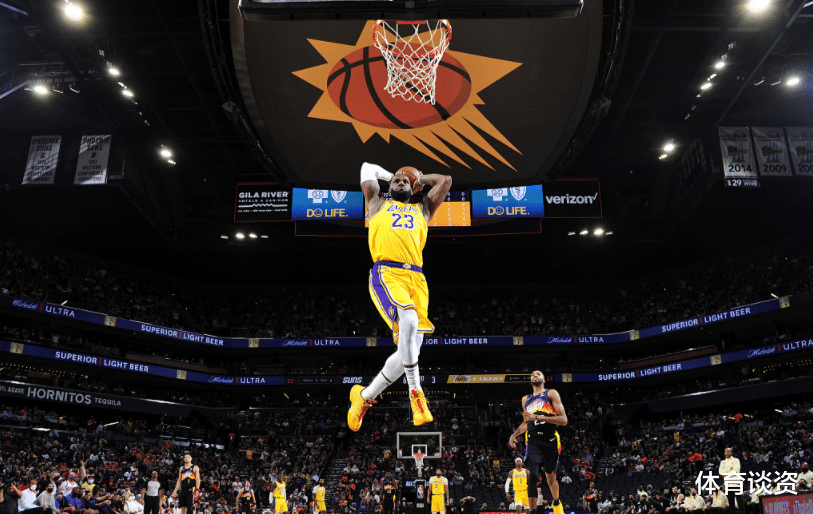 湖人队|96+29+19！四星湖人爆发，詹姆斯冷血三分拒逆转，强势复苏冲击黑七