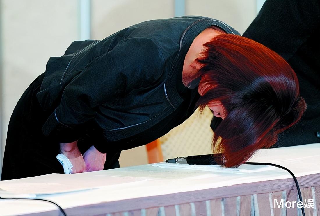 酒井法子|酒井法子“微笑”独立，50岁转战当网红，21岁儿子表示支持