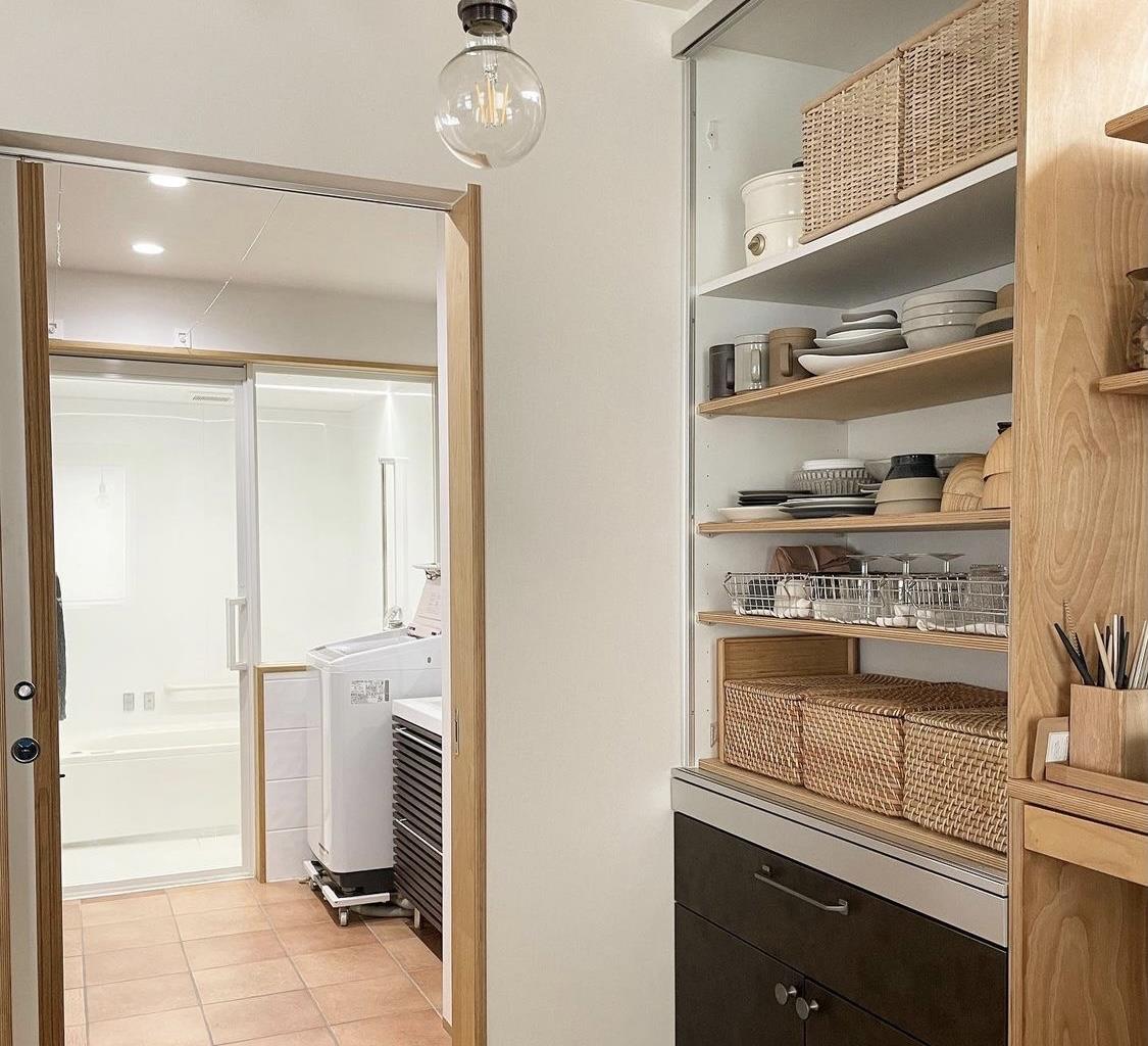 日本太太的家,不像是干净,更像是艺术展览品,每一处都温暖治愈