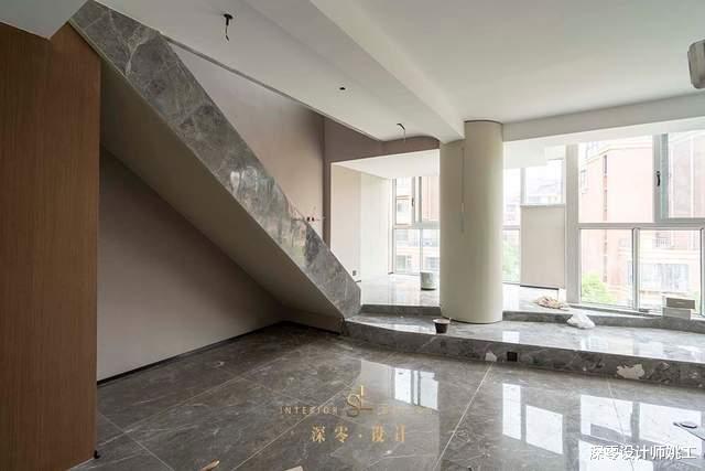 |偏爱大理石楼梯，并不是一时兴起，这档次不是一般材质能比得过的