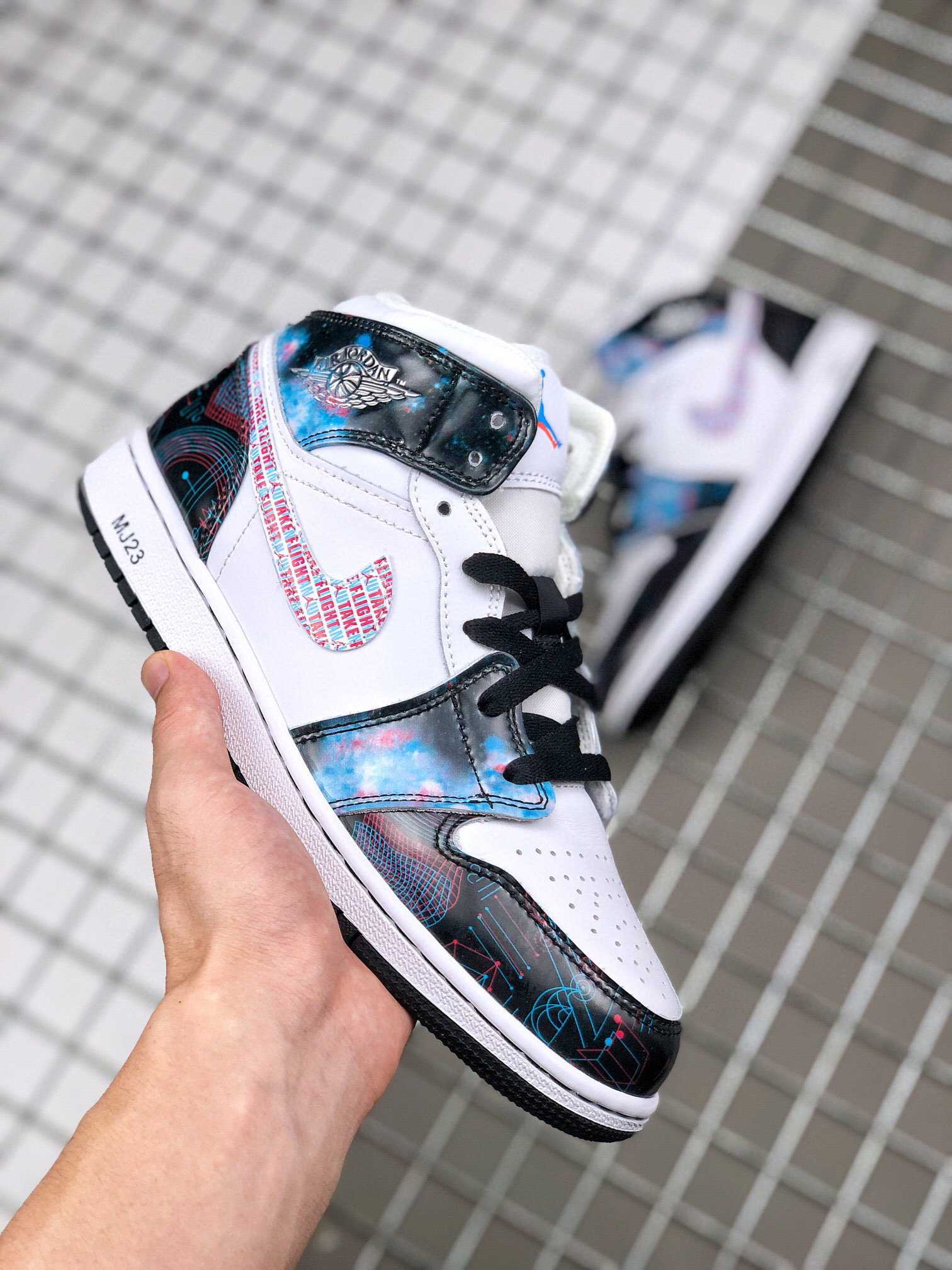 莆田鞋匠 Air Jordan 1 Mid “Take Flight”裸眼星空