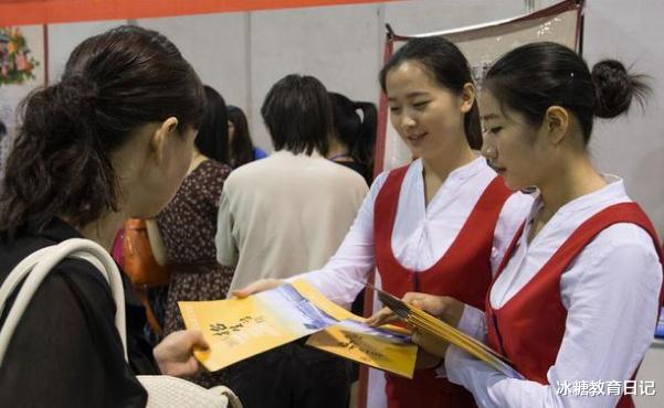 大学|大学里“高薪”专业排行，计算机专业仅排第2，榜首月薪轻松过万