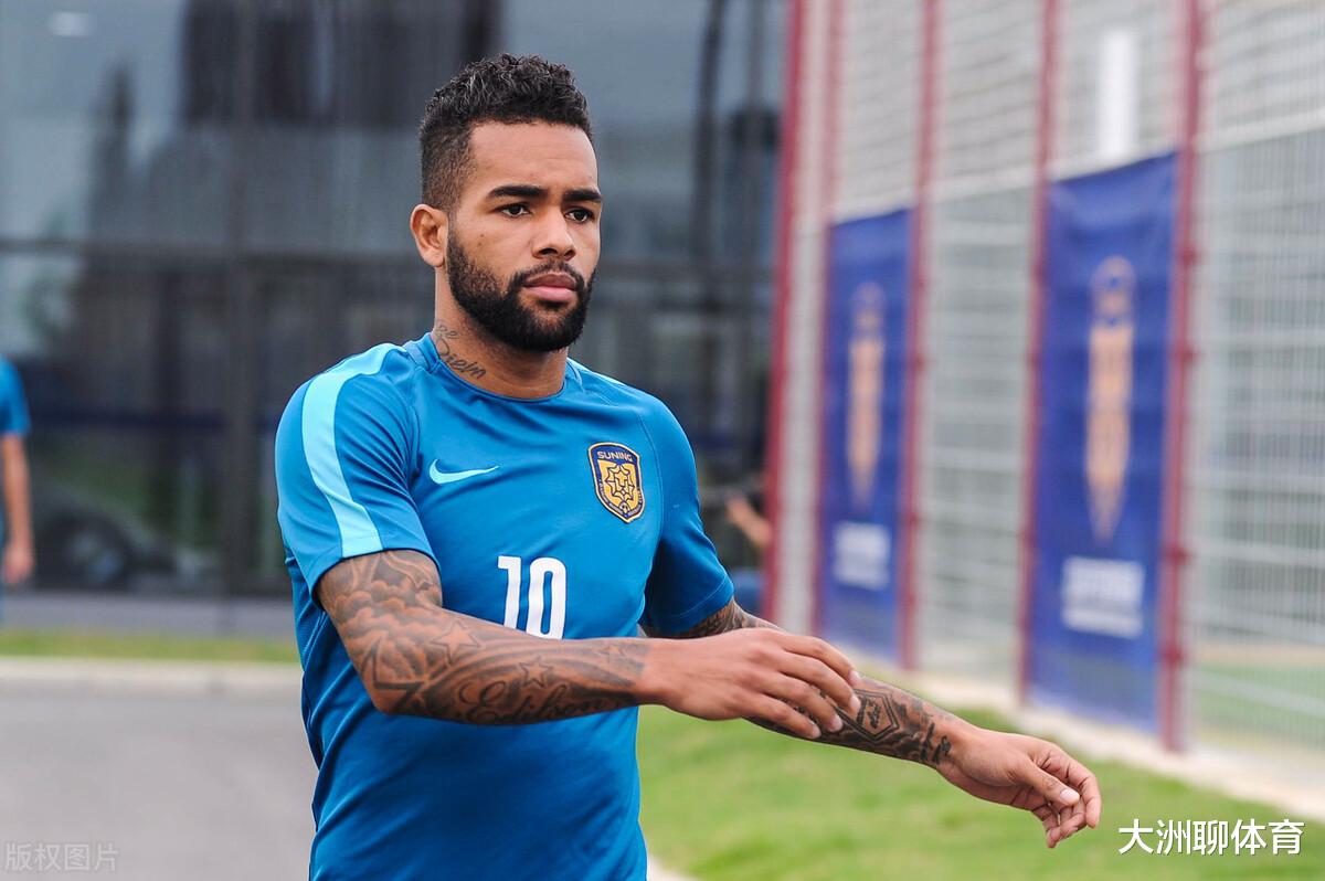 中超|围观！巴西豪门已放弃前苏宁外援：回来中超吧，300万欧够多了