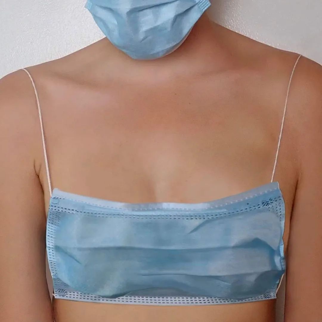 监控视频 24岁女孩“全身造假”，私照曝光惹60w人围观，网友点赞：好大胆