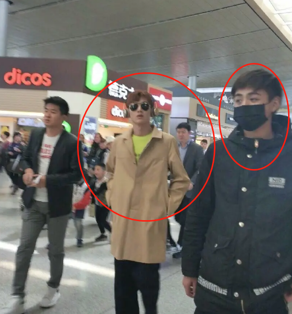 白敬亭|圈内人爆料男流量恋情，同时交往男助理和女友，还为劝架受伤