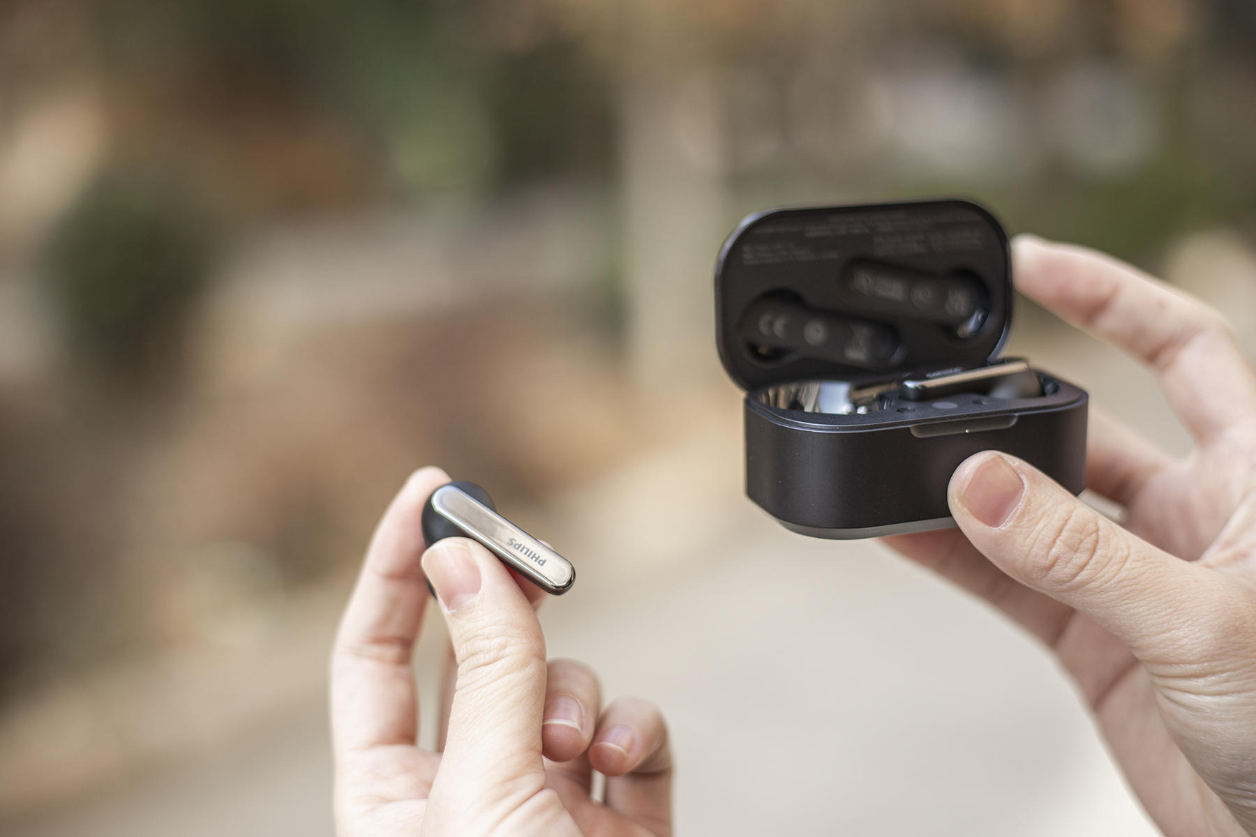 飞利浦|比AirPods 3更香的全功能无线耳机，飞利浦TAT5506真无线耳机体验