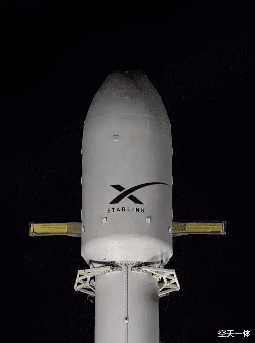 Linux|一枚火箭用了11次,世界首富马斯克抠出新境界,连油漆都舍不得刷?