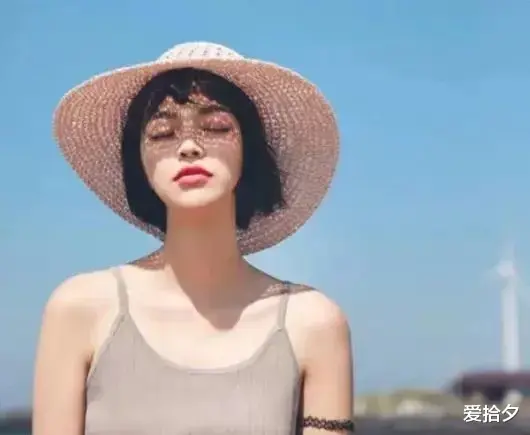 爱拾夕 过了四十岁,我劝你做一个自私的女人