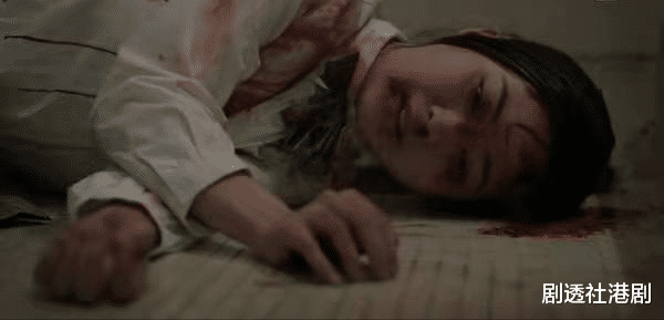 许俊豪|可爱!21岁小花演技获肯定狂吸粉,献荧幕初吻,与搭档用纸巾彩排