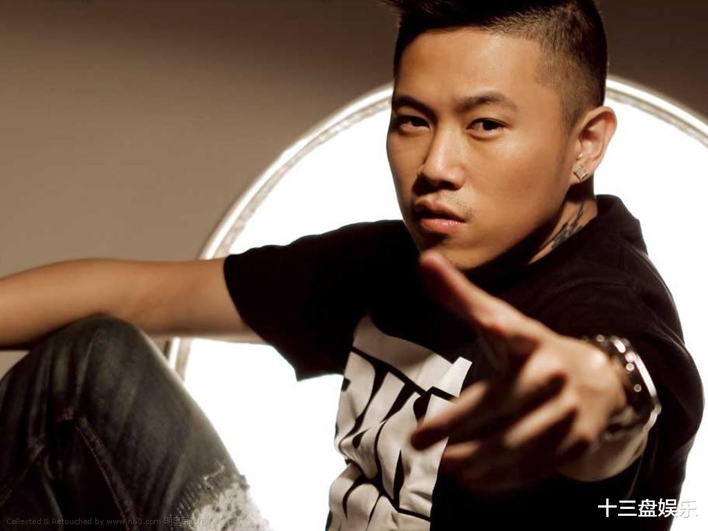 欧阳靖|欧阳靖曾经力压黑人说唱歌手的秘密,竟然是周星驰