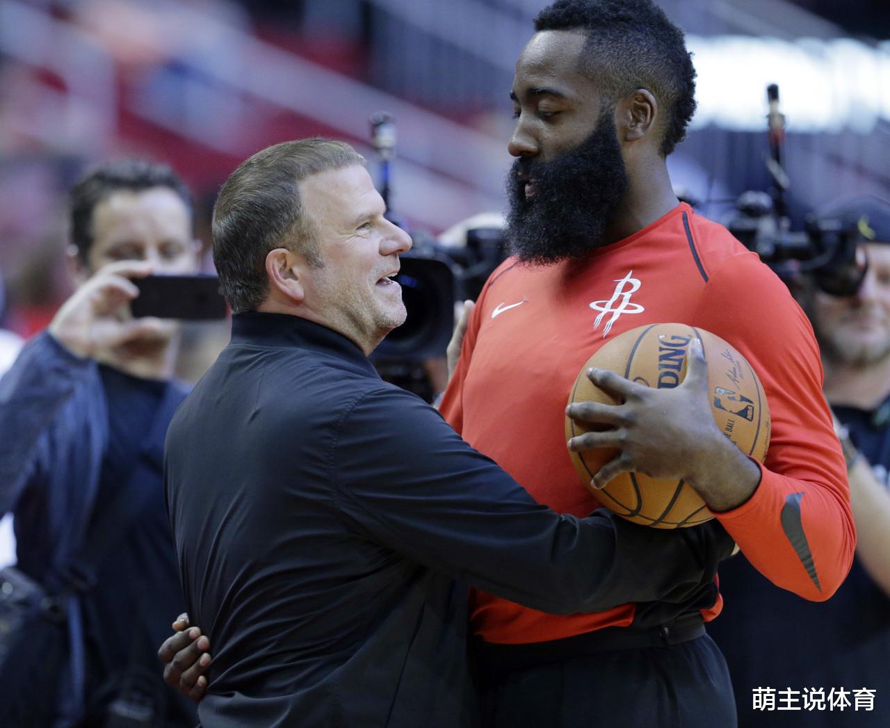 火箭队|突发！火箭双塔正式诞生，16+4悍将搭档伍德，1745万组合真不贵