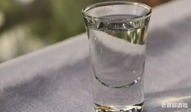 蒋欣|蒋欣摆脱“胖欣”称号，成功瘦身，网友：要超越成王子文的节奏