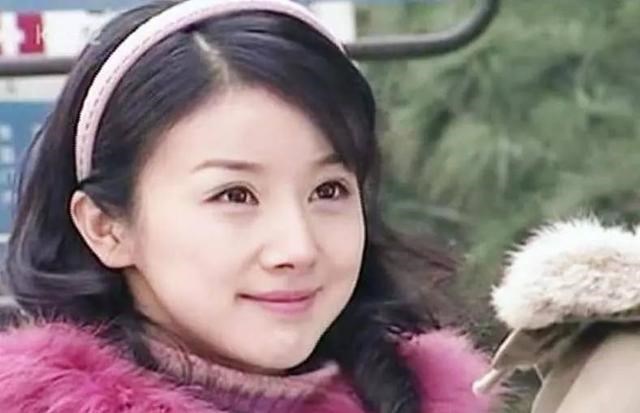 陈红|真正的美人，即使演丫鬟也能抢女主风头，陈红的紫鹃比林黛玉还美