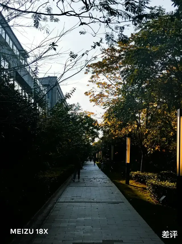 魅族|玩了两天魅族18X的“禅”，我吐槽了三天