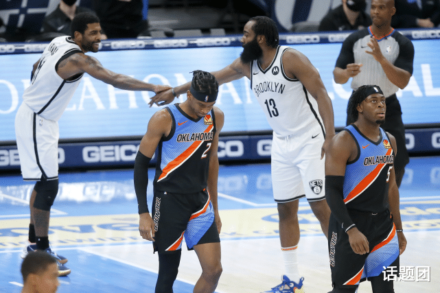 篮网队 名记：欧文交易至雷霆省1.45亿 篮网得到哈登后早就烦他多余碍事
