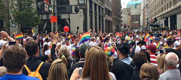 观音大士|你知道美国有个同志节吗?华人亲历开幕式,盛况空前大开眼界