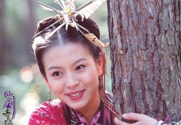 刘品言|有种“整容”叫16年后“阿奴”，曾胖到认不出，如今美到不敢认