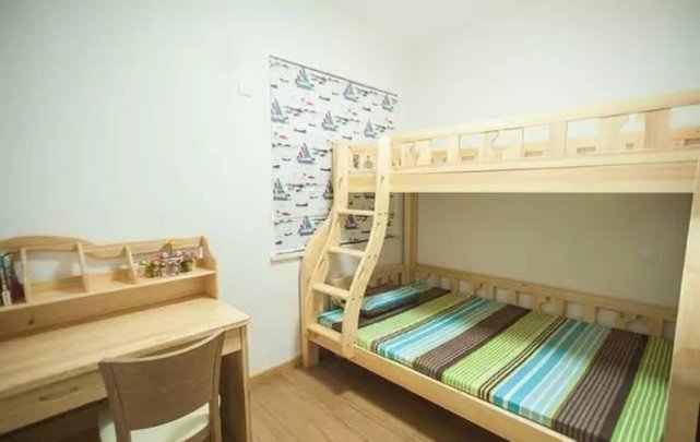 62平现代二居室，最喜欢卡座餐厅设计