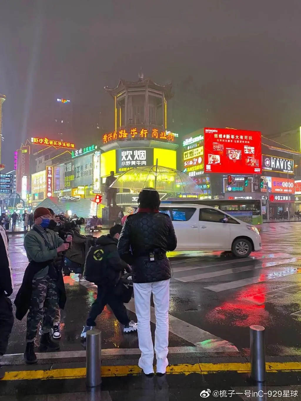 黄磊|这脸碰瓷吴亦凡？他果然没吹牛啊