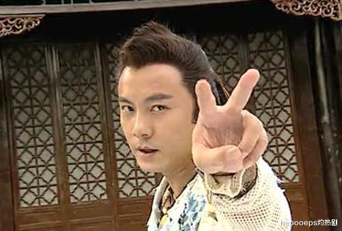 小鱼儿与花无缺|《小鱼儿与花无缺》播16年，几位主演现状令人唏嘘，李大嘴再也无缘得见