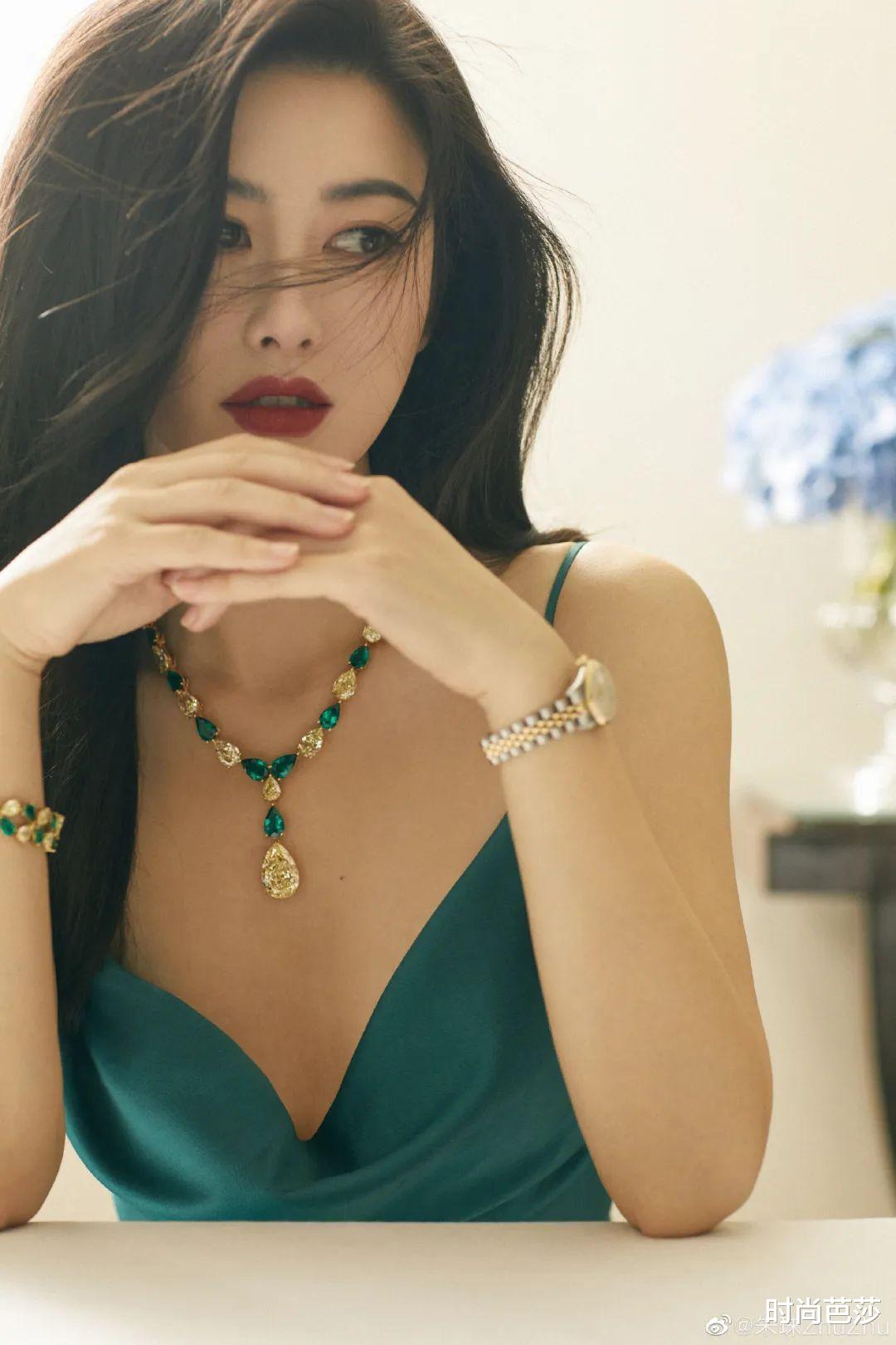 底妆|为什么她能美得毫无年龄感?