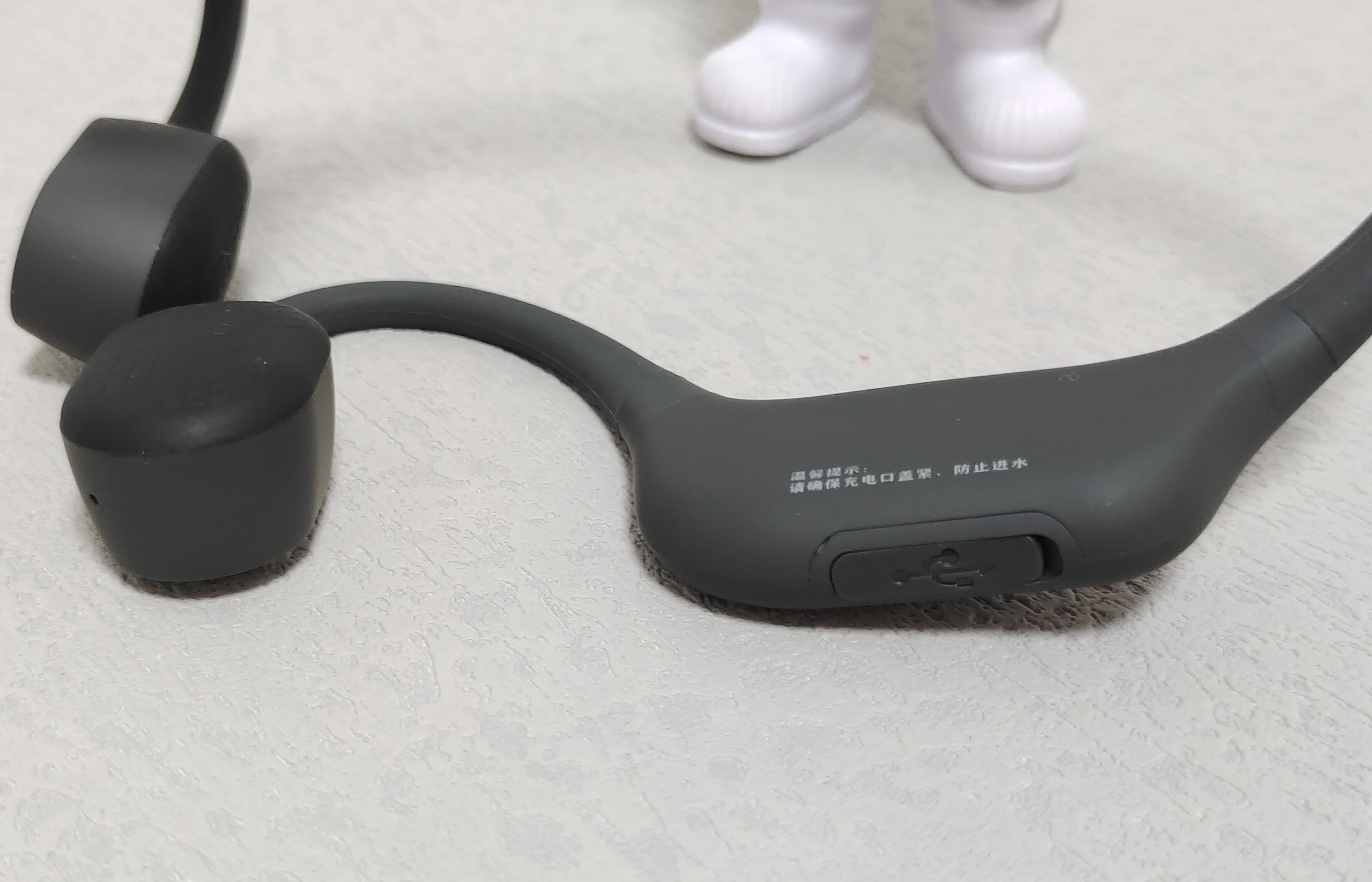 骨传导耳机|?骨传导也玩音质,海行Newlifest M1百元价格千元体验