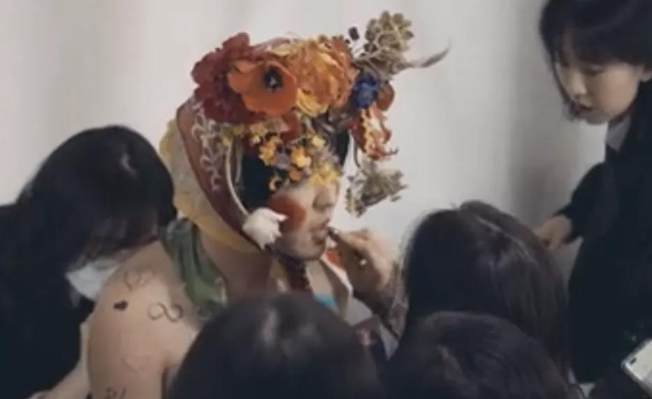 于正|姜思达公开性取向，开赤裸粉丝见面会：他是坦率，还是炒作？