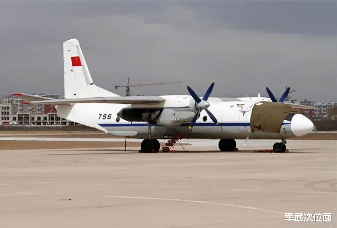 苏25|30年前那场表演，苏联空军展示众多机型，为何我们只看中了苏-27