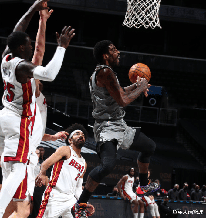 篮网队|27分5助！联盟倒数第四，认命吧，当初詹姆斯的苦，你也该尝尝了