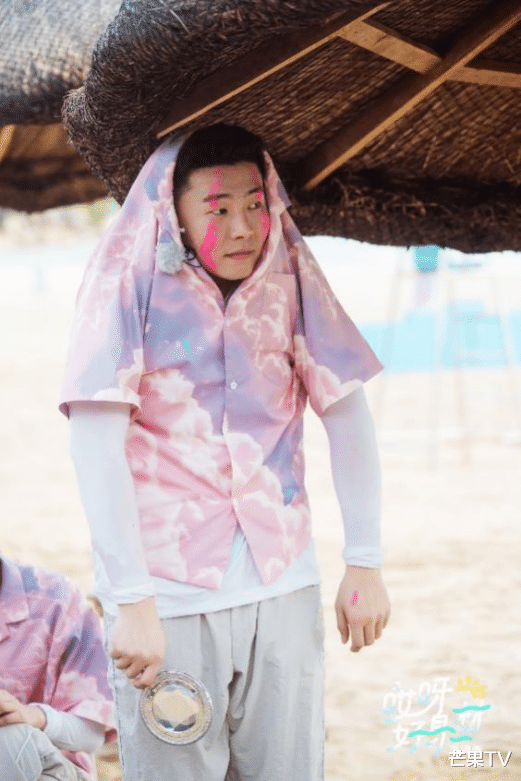 哎呀好身材|《哎呀好身材》周九良cos无脸男，李治廷王子异赵小棠大秀好身材