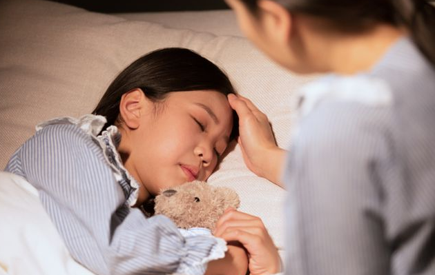 脾胃|每吃一口都是在脾胃上打“洞”，专家呼吁：2物天天吃，脾胃迟早成马蜂窝