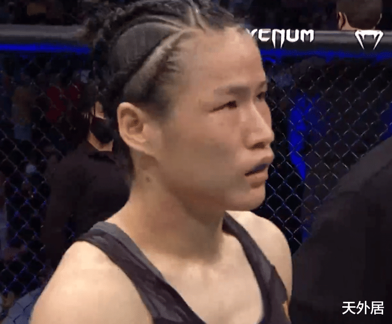 张伟丽|热议张伟丽遭KO：裁判结束比赛是对的，这是真打，不停止要出人命