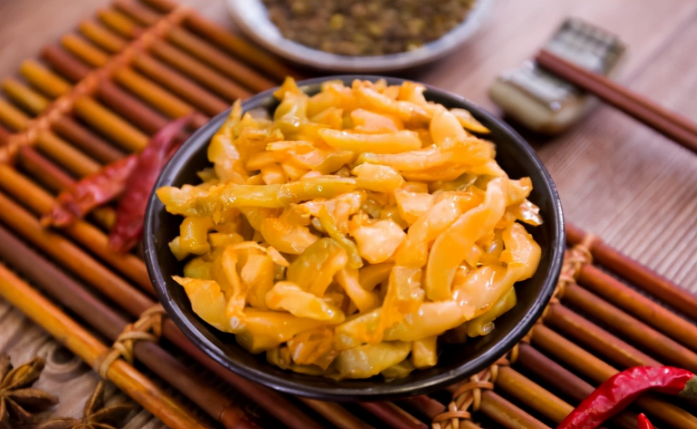 医生|伤胃“凶手”找到了，消化科医生：不想胃“烂如渔网”，“2物”要少吃