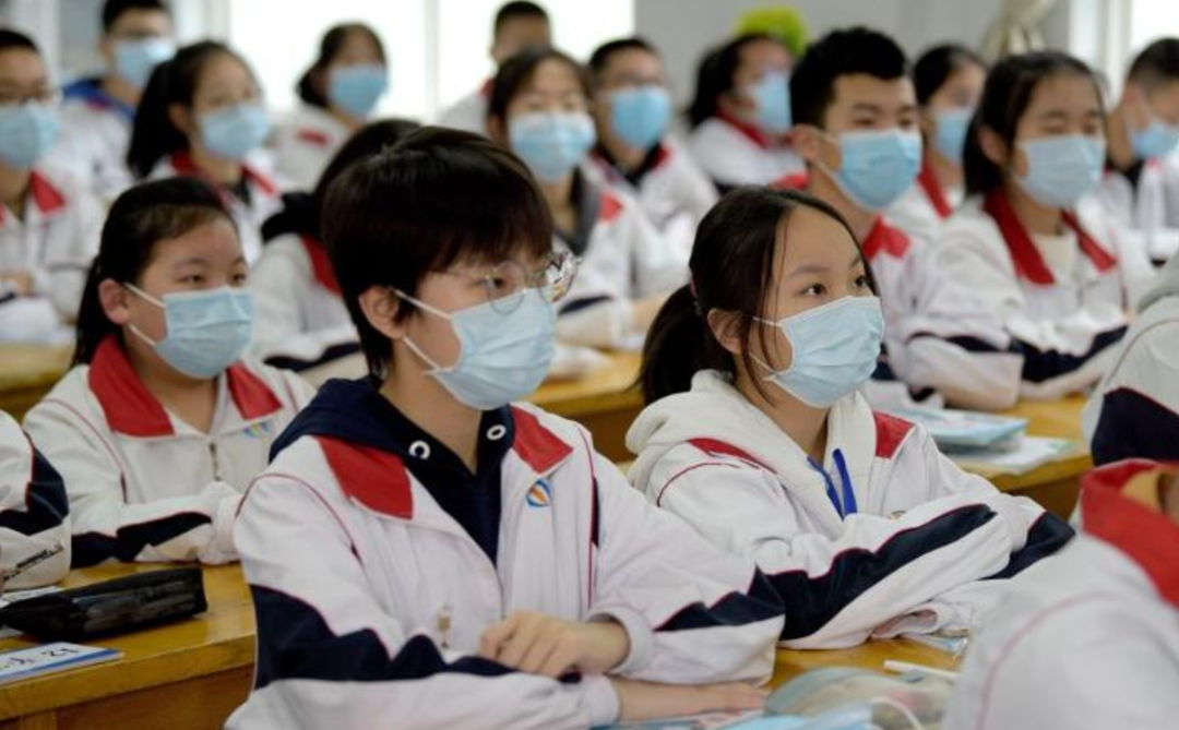 分流|普高生vs职高生，一张对比图让家长慌了：真不想让孩子去颠大勺