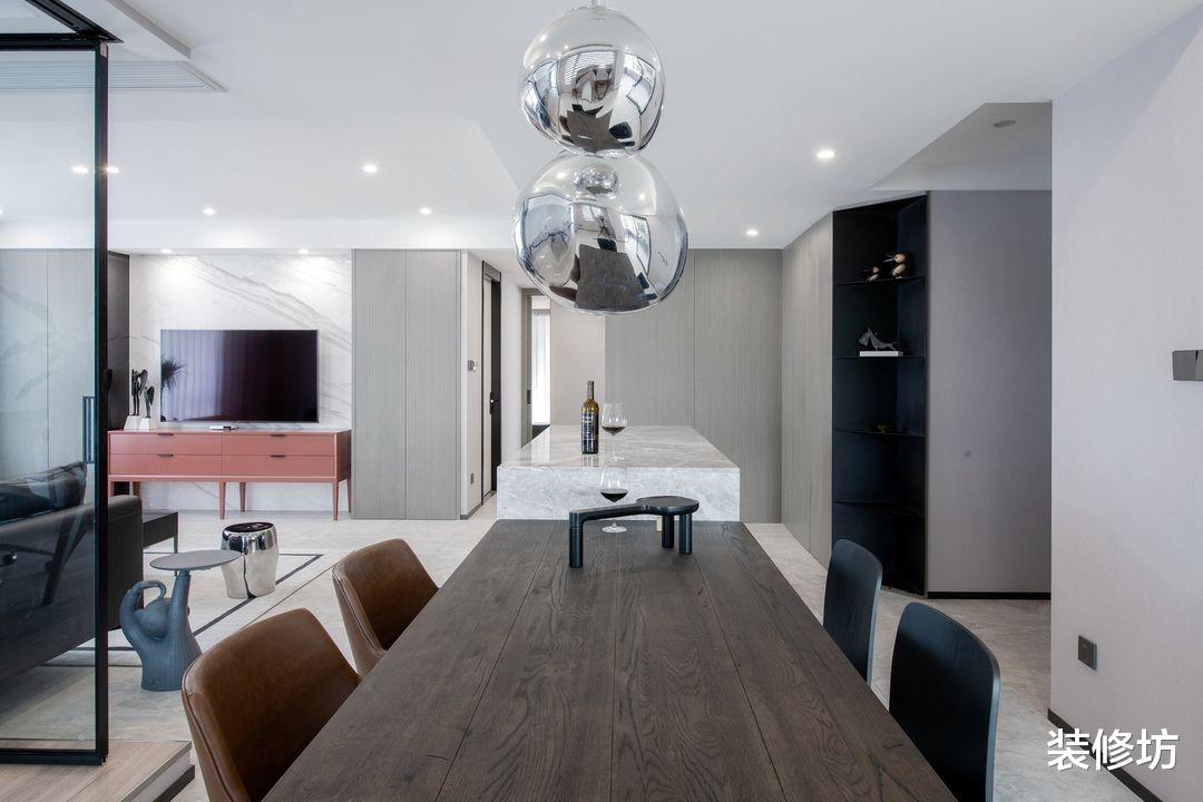 设计师|140平的现代简约风，时尚个性又很有格调，专属于新婚小夫妻的家