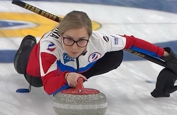 冰壶|4：1到五连败！世锦赛：中国女子冰壶无奈收官，卫冕冠军终结悬念